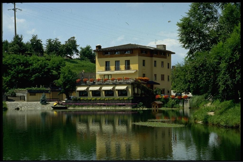 Albergo Aurora Canzolino ภายนอก รูปภาพ