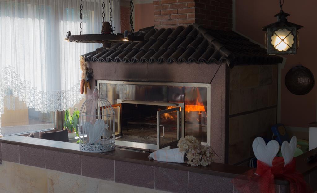 Albergo Aurora Canzolino ภายนอก รูปภาพ