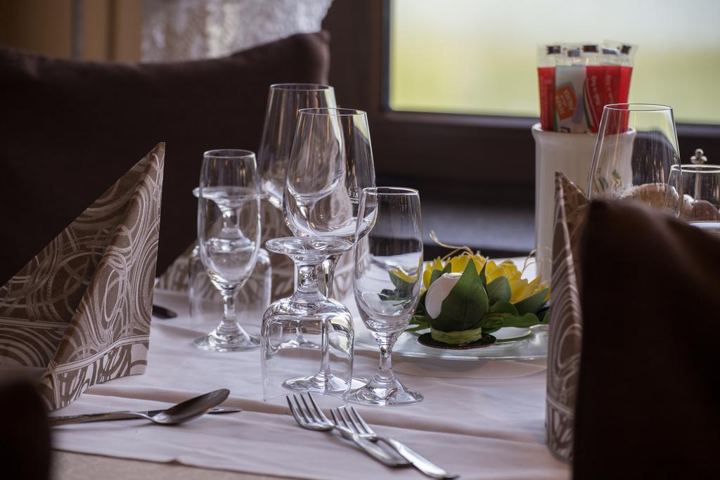 Albergo Aurora Canzolino ภายนอก รูปภาพ
