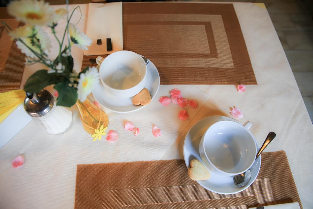 Albergo Aurora Canzolino ภายนอก รูปภาพ